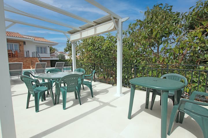 Villa for rent in El Lagar