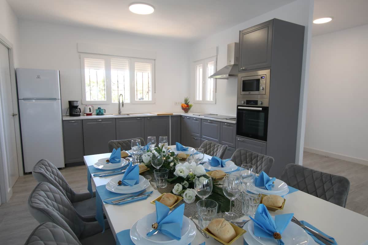 Villa for rent in El Lagar