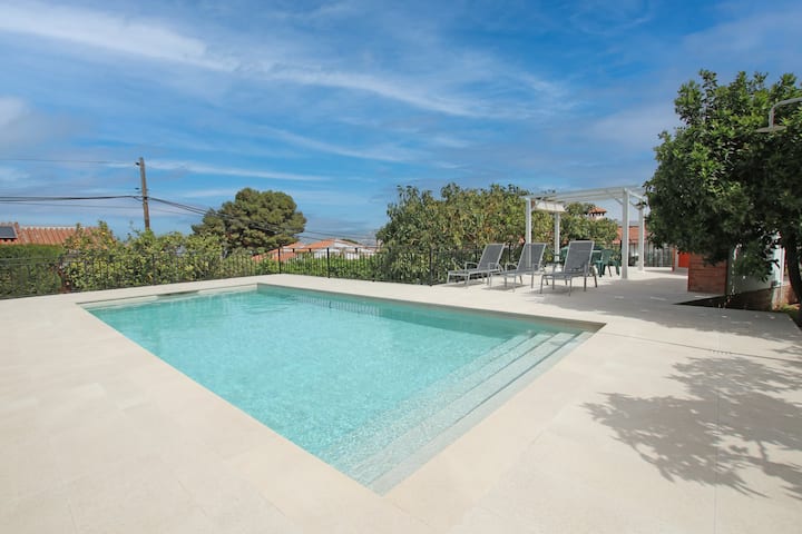 Villa for rent in El Lagar