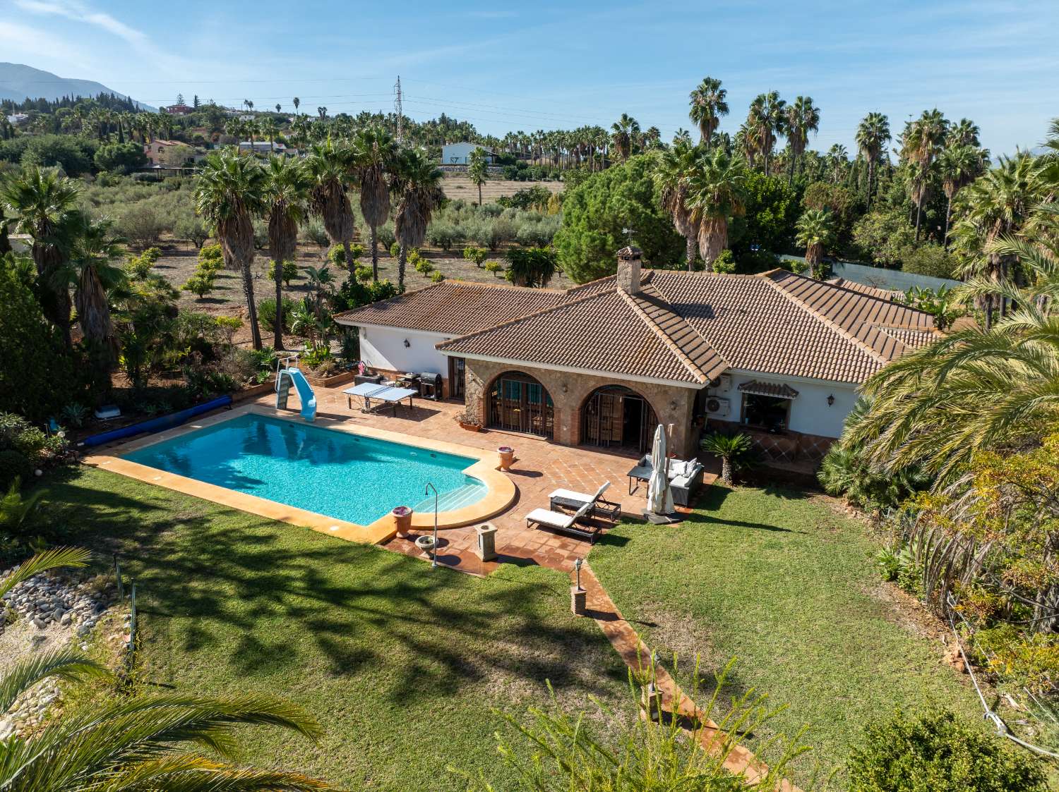 Parcel til salg i Alhaurín de la Torre