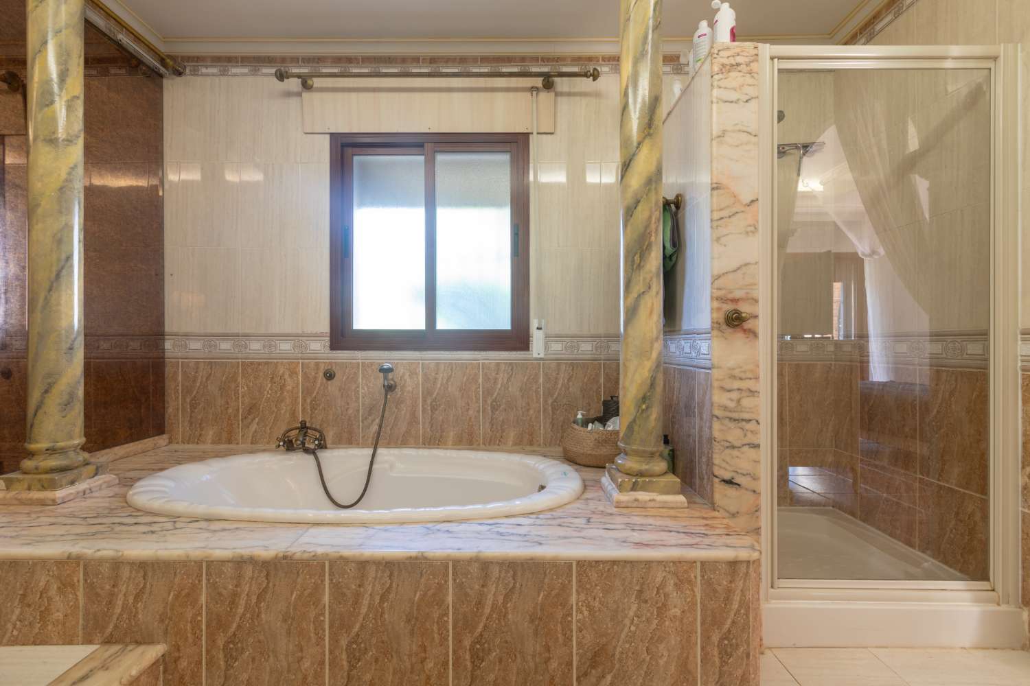 Parcel til salg i Alhaurín de la Torre