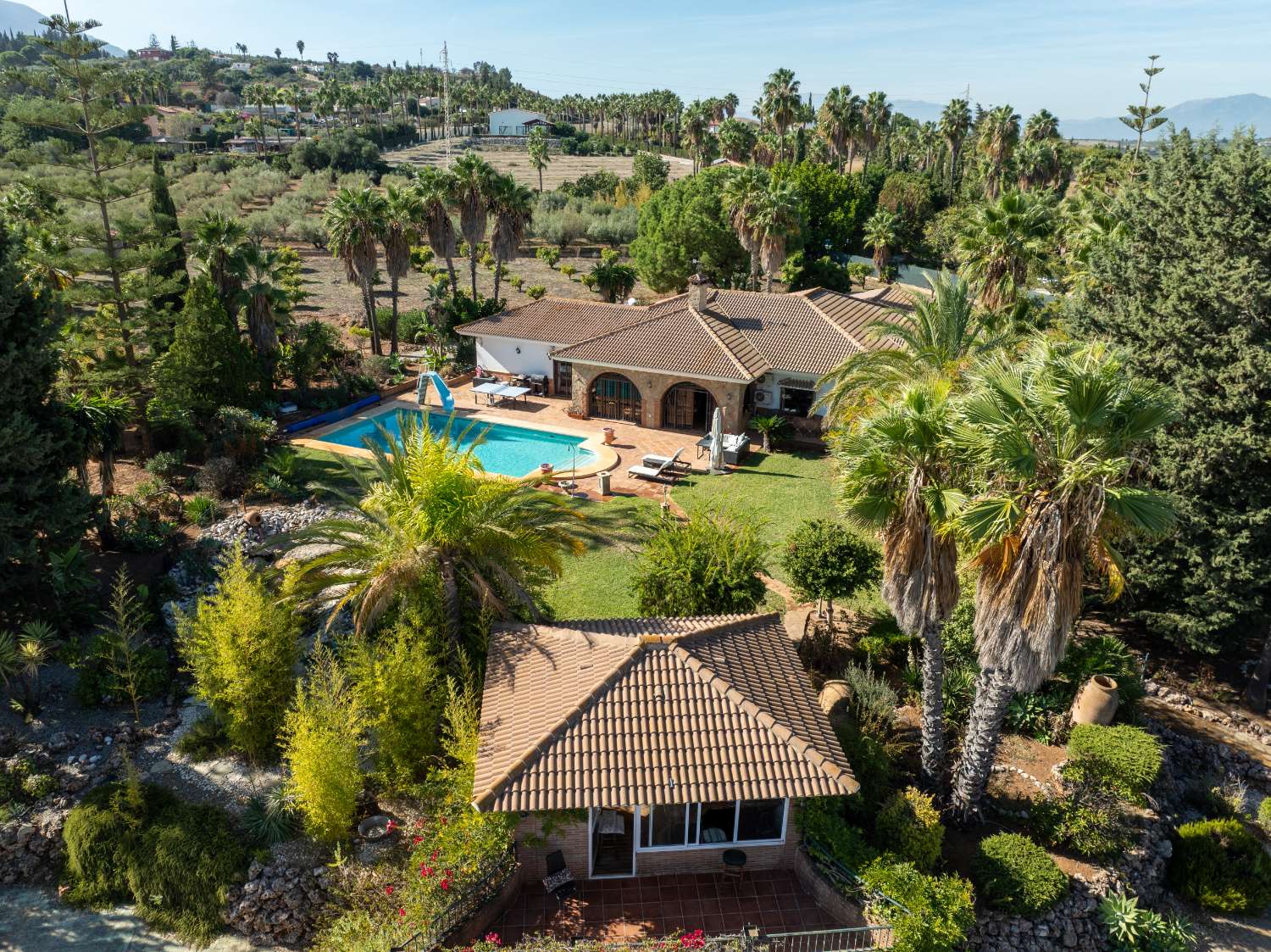 Parcel til salg i Alhaurín de la Torre