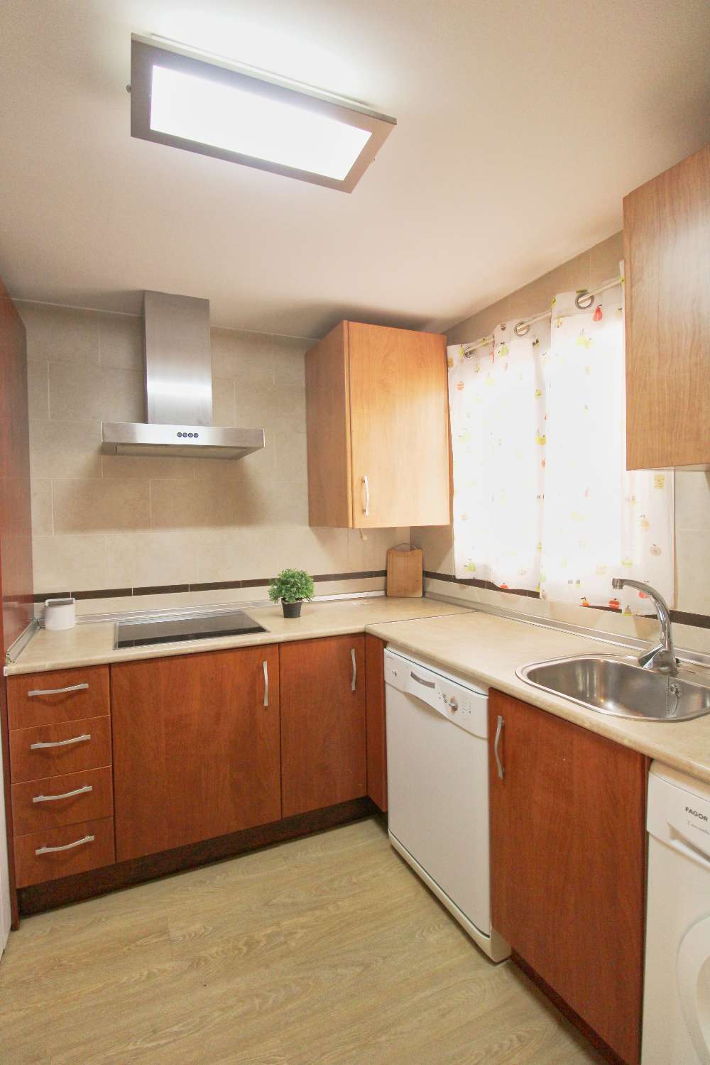 Wohnung im Zentrum von Alhaurín de la Torre mit Garage und Abstellraum inklusive