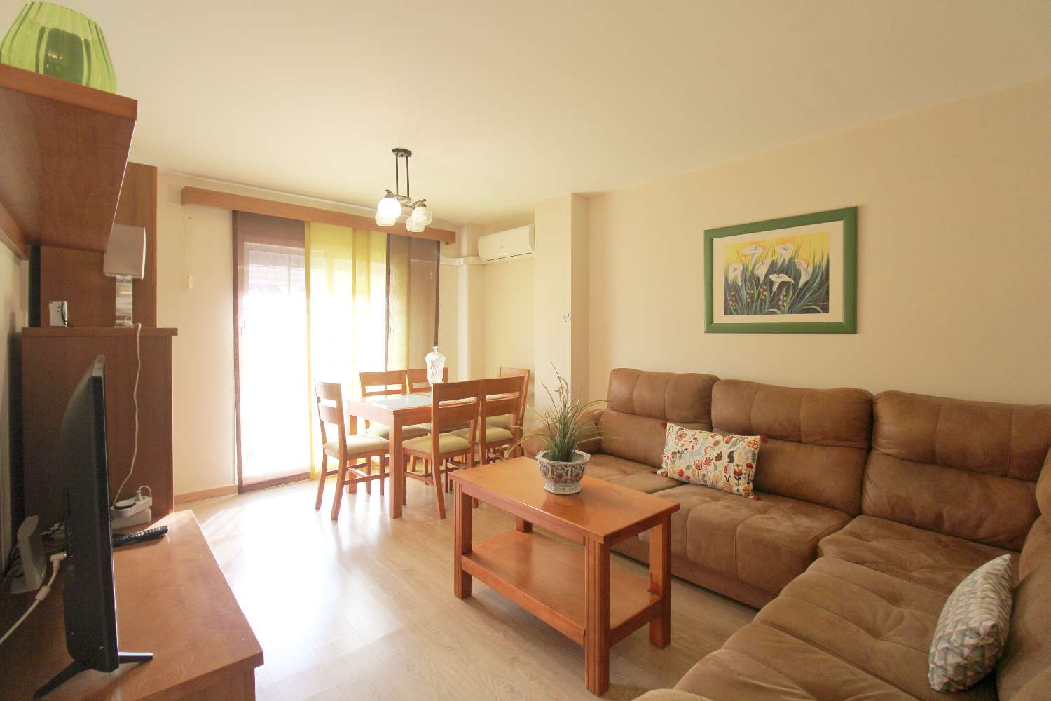 Wohnung im Zentrum von Alhaurín de la Torre mit Garage und Abstellraum inklusive