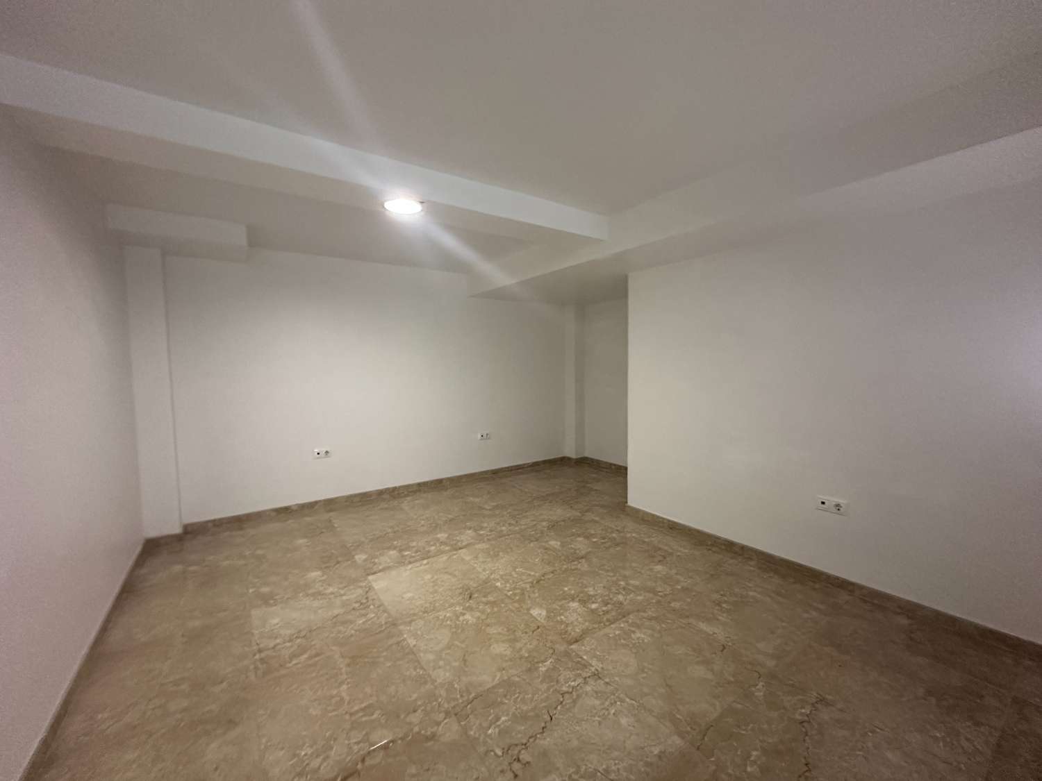 Gewerberaum zur Miete im Zentrum von Alhaurín de la Torre