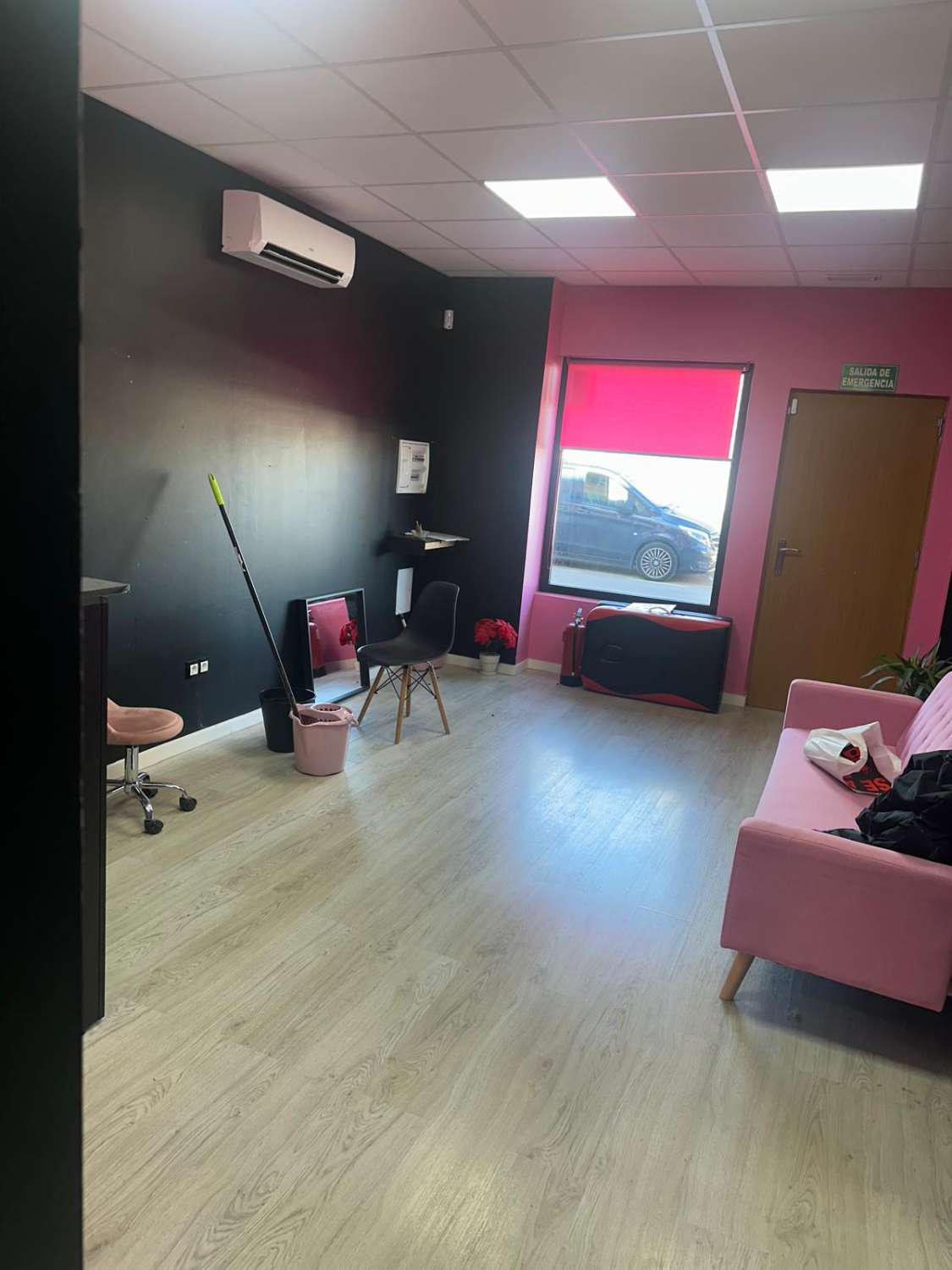 Local Comercial en Alquiler en Excelente Ubicación en Alhaurín de la Torre