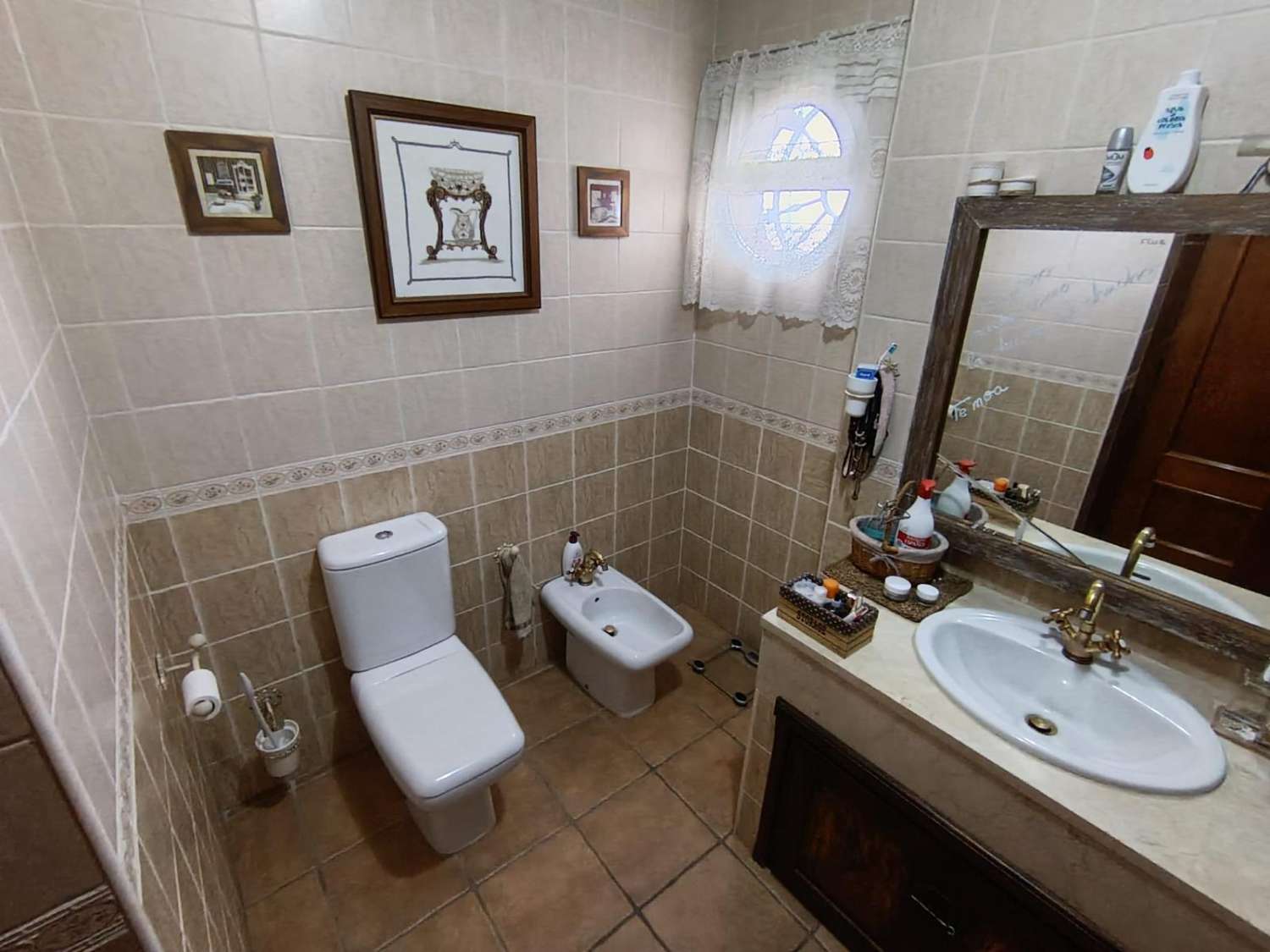 Espectacular Villa en Pinos de Alhaurín con Piscina, Gran Parcela y Sótano de Gran Potencial