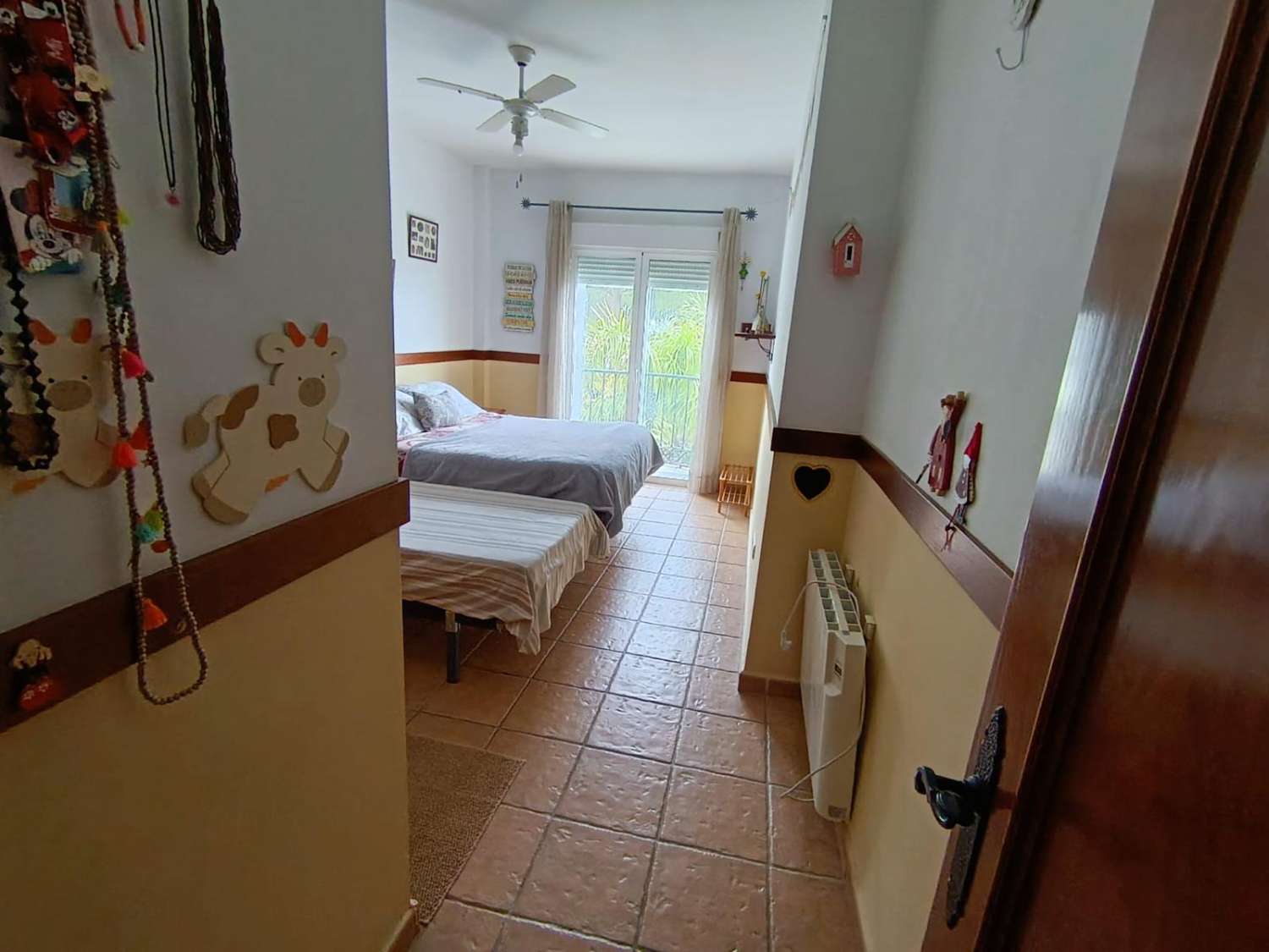 Espectacular Villa en Pinos de Alhaurín con Piscina, Gran Parcela y Sótano de Gran Potencial