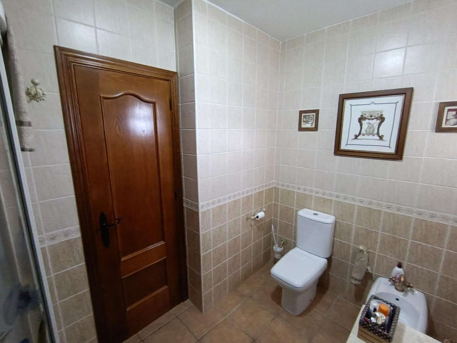 Espectacular Villa en Pinos de Alhaurín con Piscina, Gran Parcela y Sótano de Gran Potencial