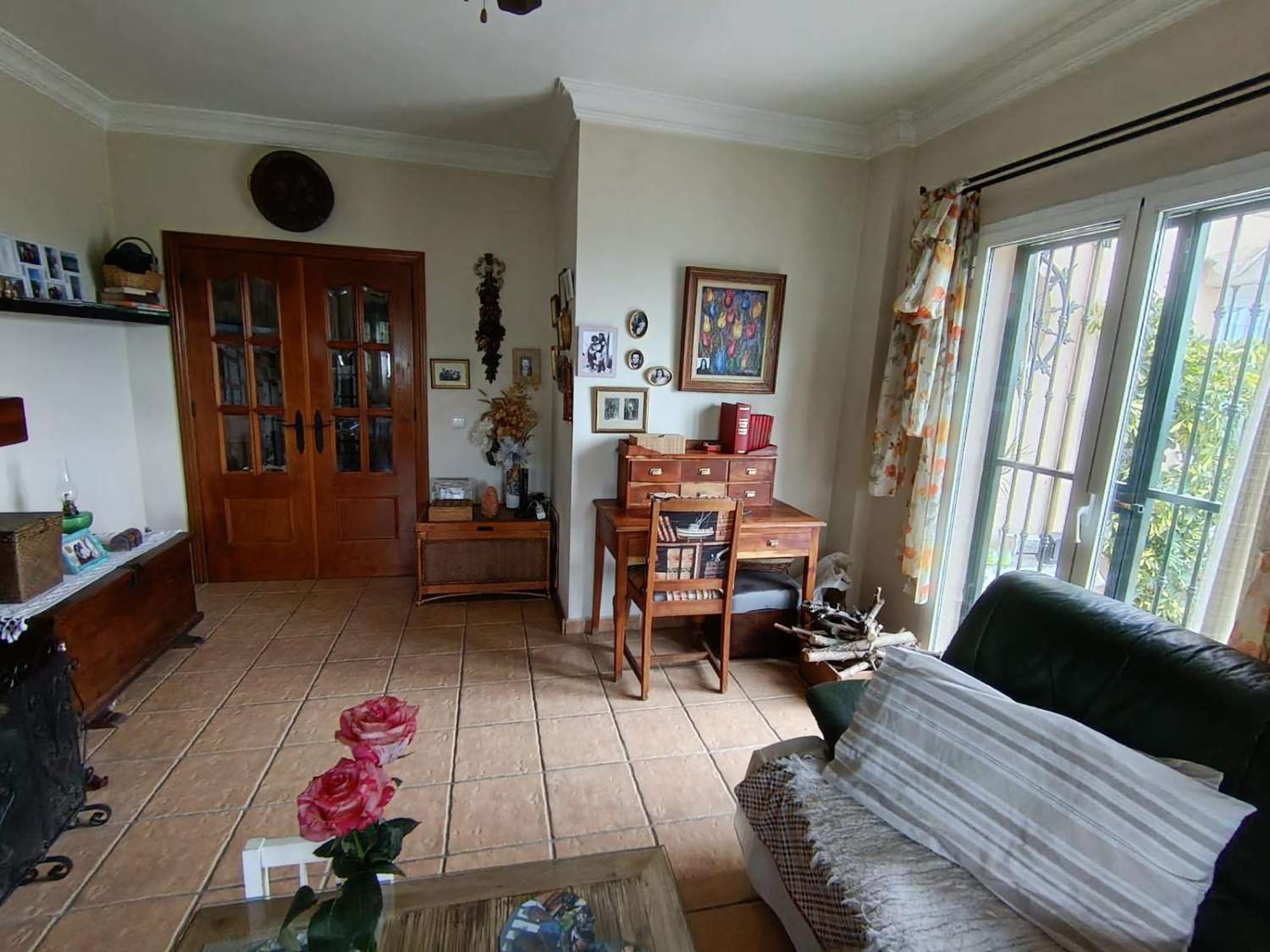 Espectacular Villa en Pinos de Alhaurín con Piscina, Gran Parcela y Sótano de Gran Potencial