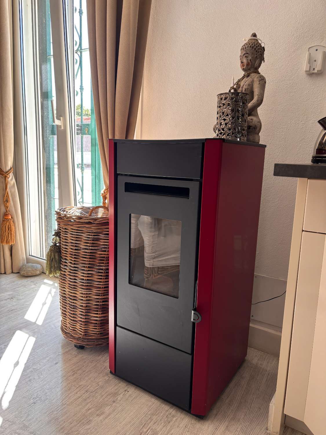 Finca con Casa de Invitados, Piscina y Energía Solar - Privacidad, naturaleza y confort a un paso del centro