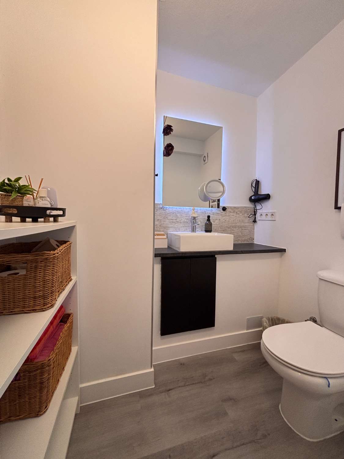 Finca con Casa de Invitados, Piscina y Energía Solar - Privacidad, naturaleza y confort a un paso del centro