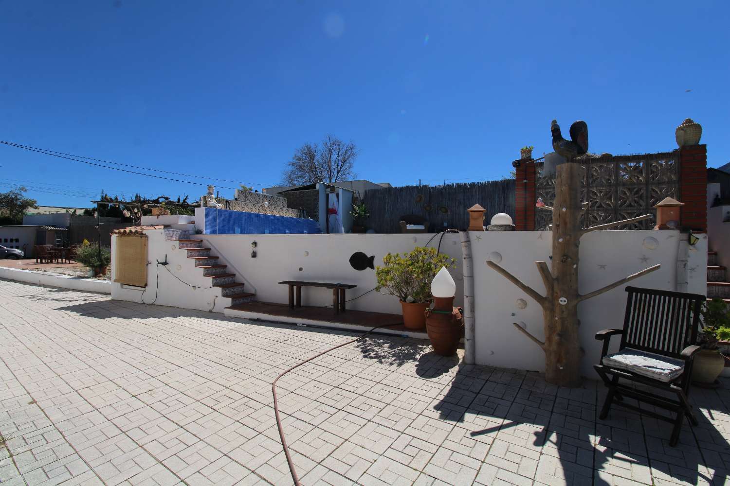 Finca con Casa de Invitados, Piscina y Energía Solar - Privacidad, naturaleza y confort a un paso del centro