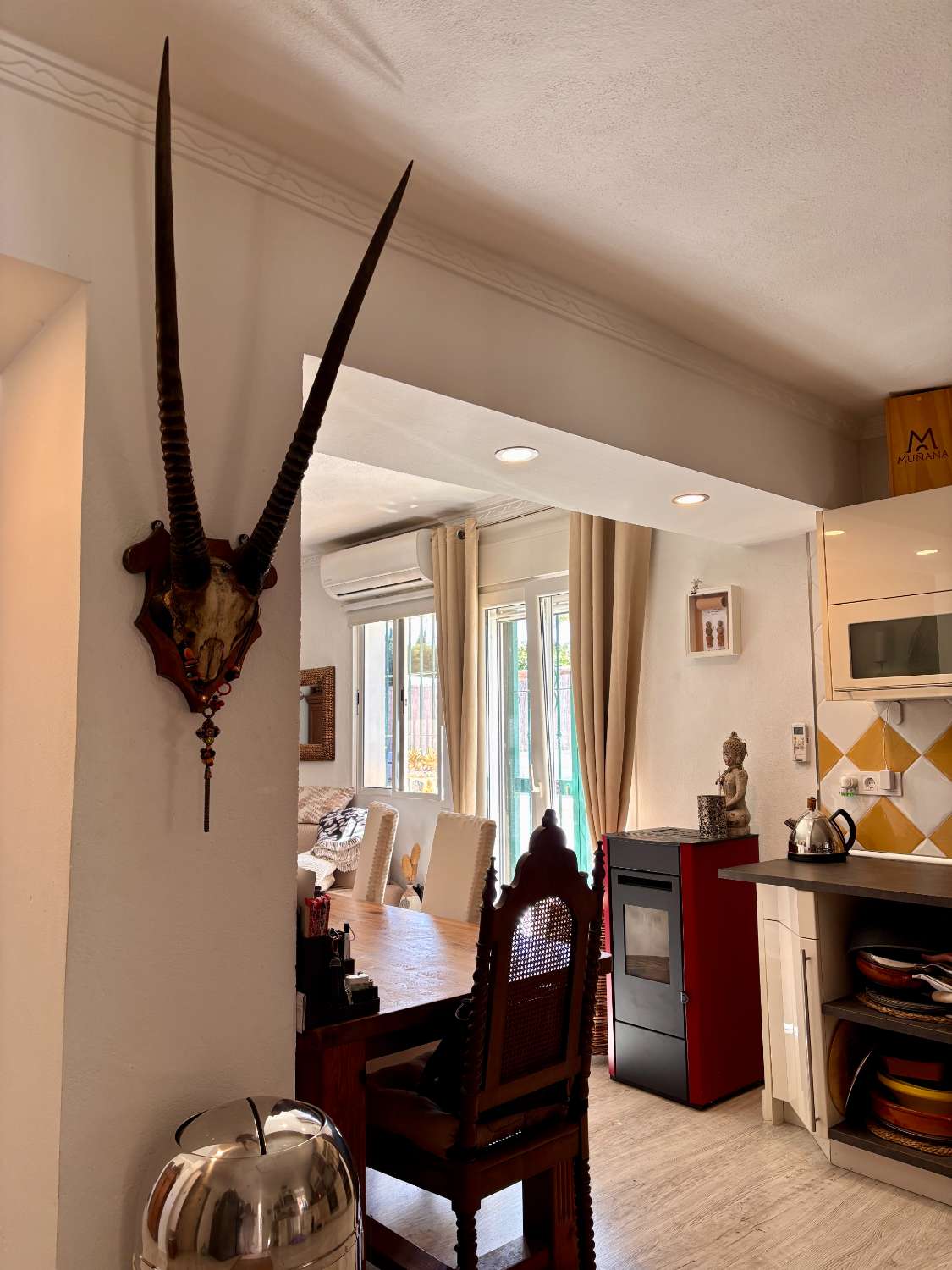 Finca con Casa de Invitados, Piscina y Energía Solar - Privacidad, naturaleza y confort a un paso del centro