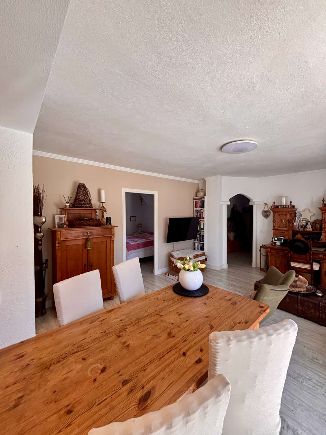 Finca con Casa de Invitados, Piscina y Energía Solar - Privacidad, naturaleza y confort a un paso del centro