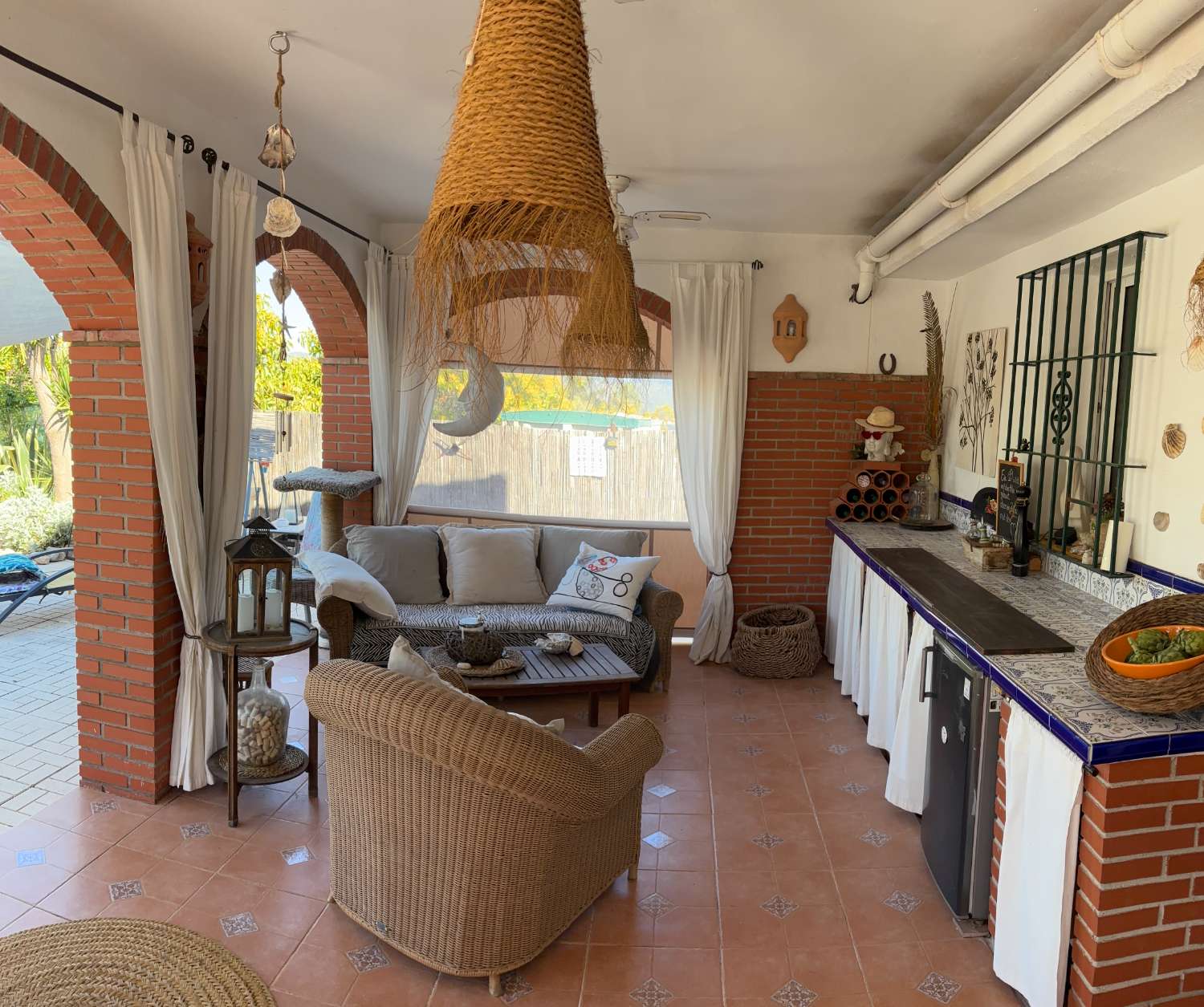 Finca con Casa de Invitados, Piscina y Energía Solar - Privacidad, naturaleza y confort a un paso del centro