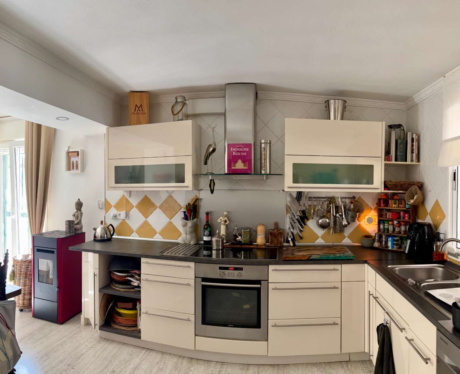 Finca con Casa de Invitados, Piscina y Energía Solar - Privacidad, naturaleza y confort a un paso del centro