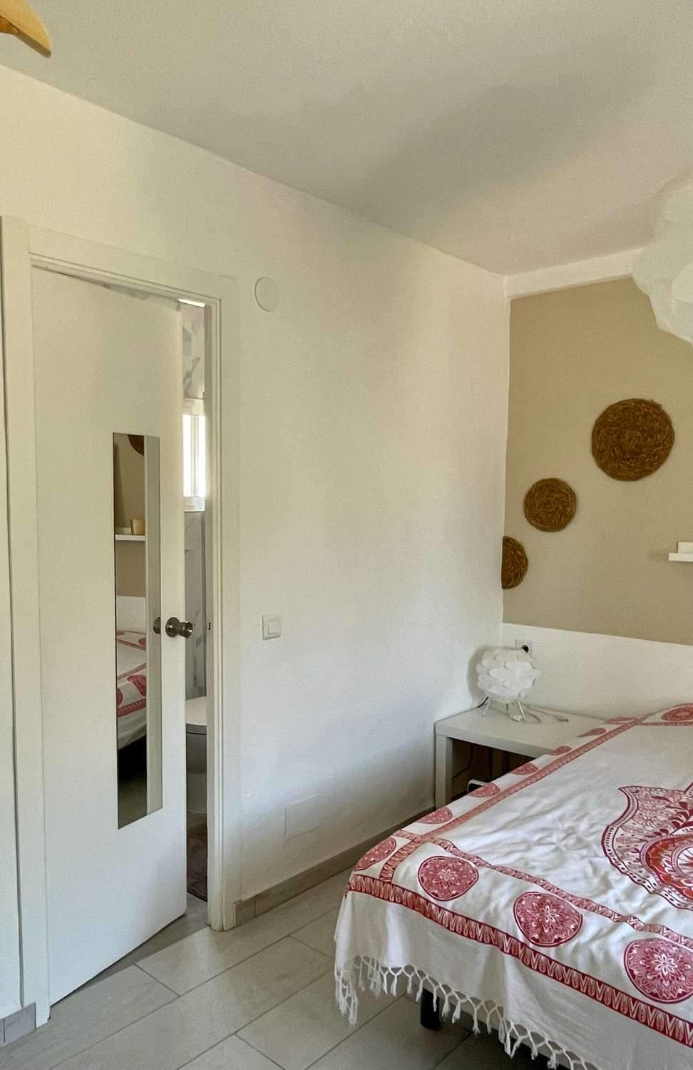 Finca con Casa de Invitados, Piscina y Energía Solar - Privacidad, naturaleza y confort a un paso del centro