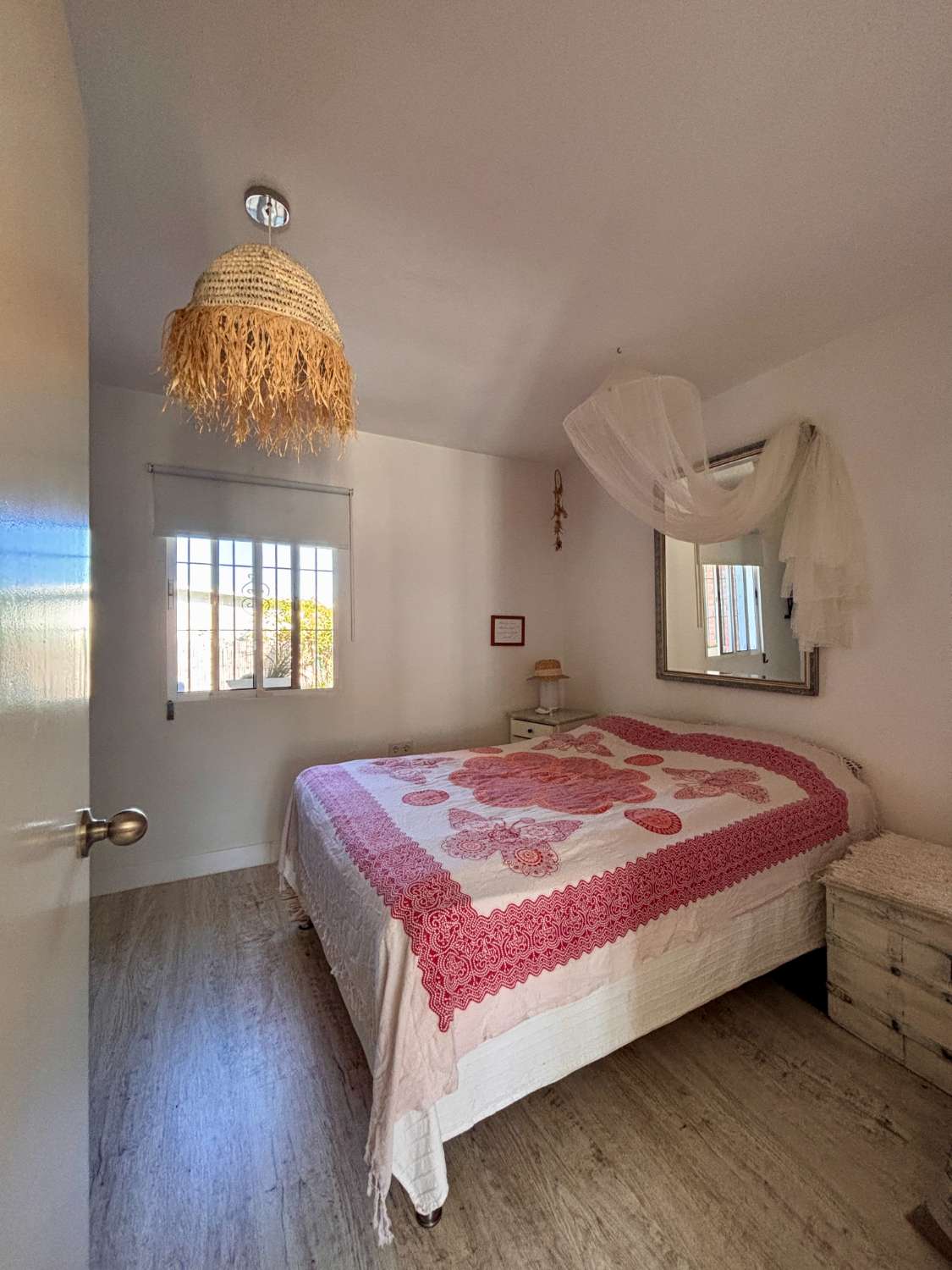 Finca con Casa de Invitados, Piscina y Energía Solar - Privacidad, naturaleza y confort a un paso del centro