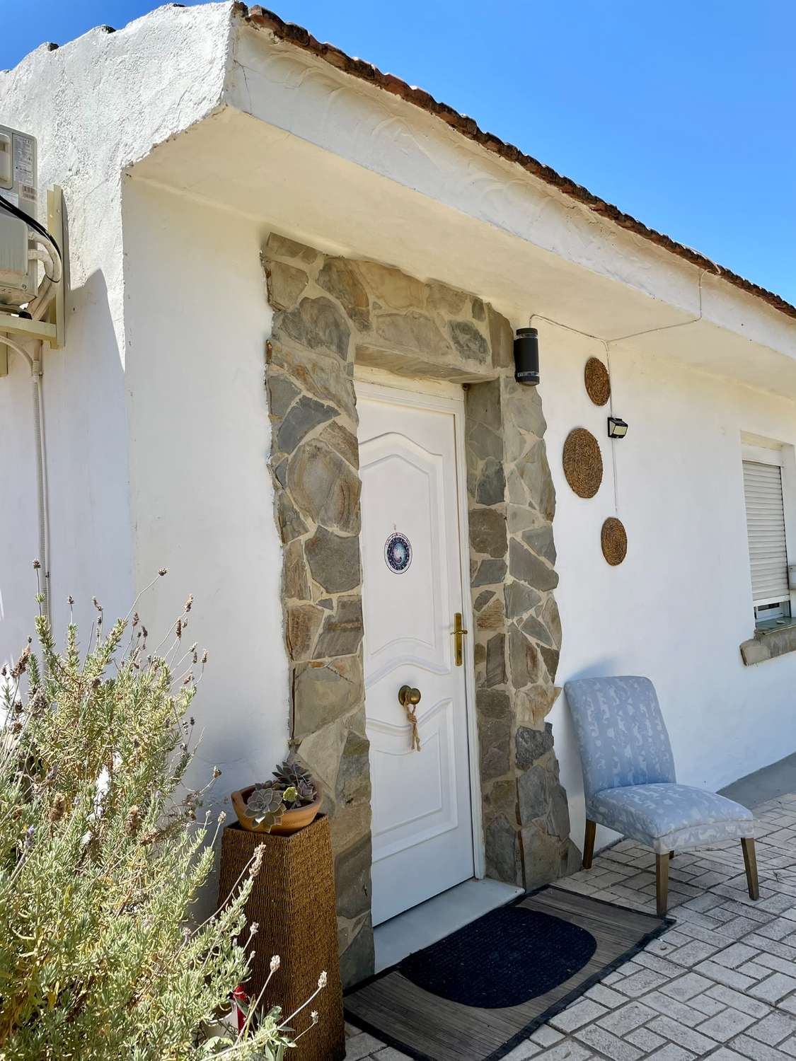 Finca con Casa de Invitados, Piscina y Energía Solar - Privacidad, naturaleza y confort a un paso del centro