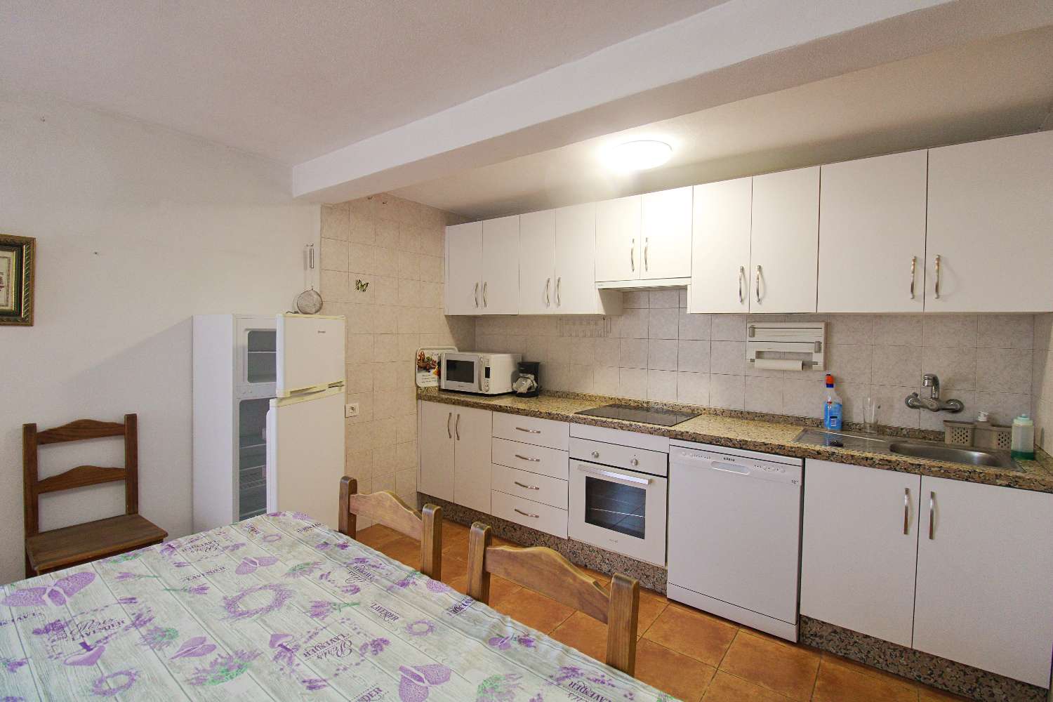 Encantadora casa de campo en alquiler en Alhaurín de la Torre con patio, terraza y barbacoa