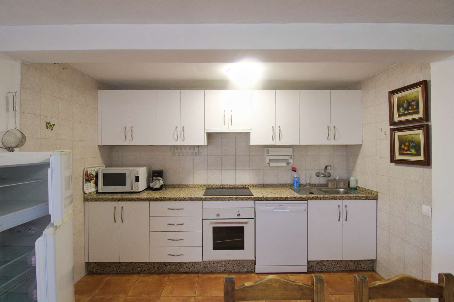 Encantadora casa de campo en alquiler en Alhaurín de la Torre con patio, terraza y barbacoa