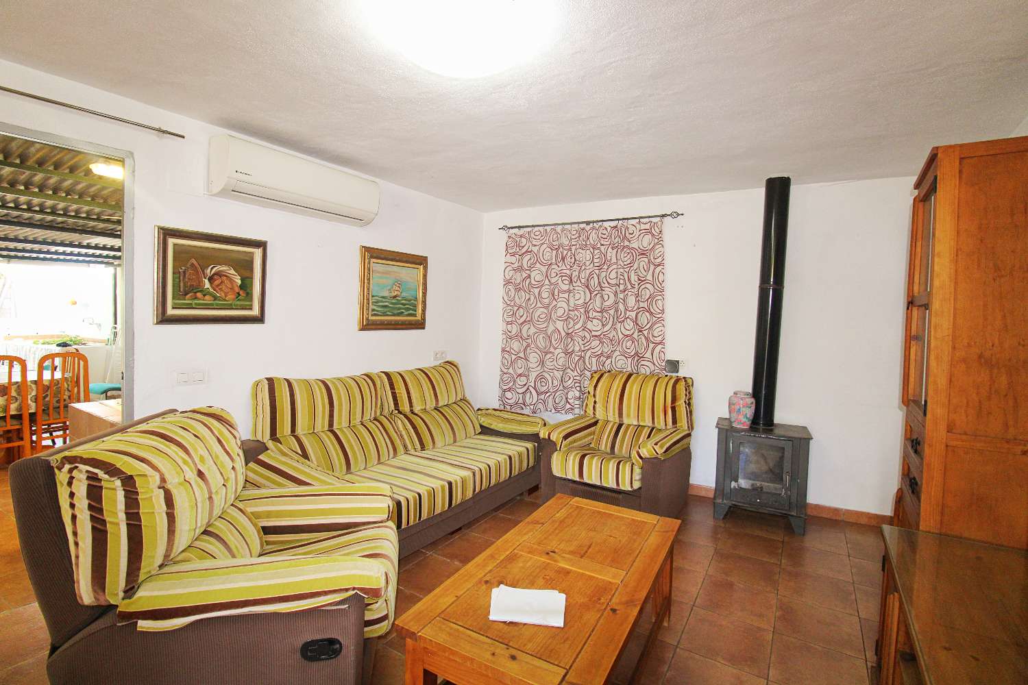 Encantadora casa de campo en alquiler en Alhaurín de la Torre con patio, terraza y barbacoa