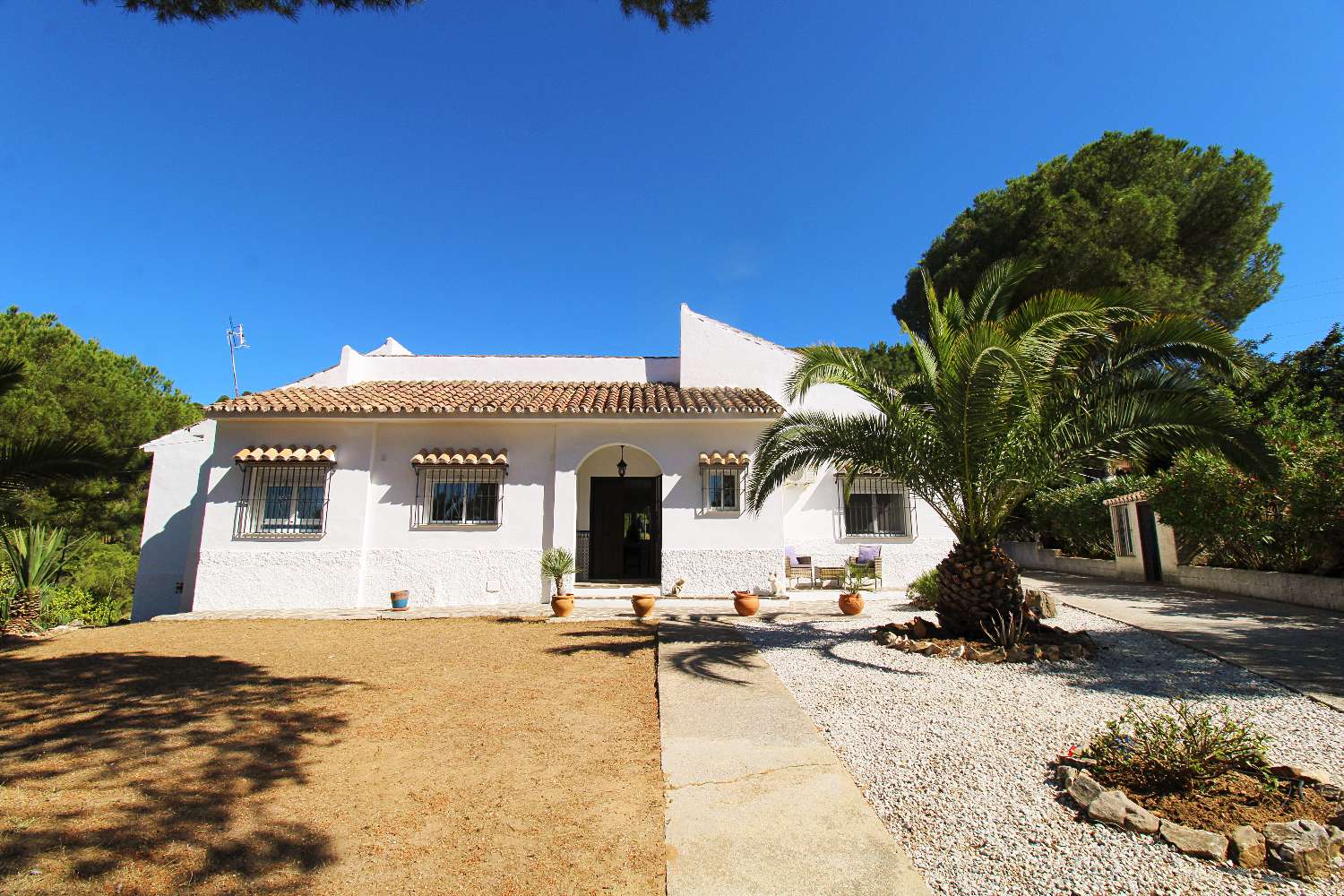Villa independiente en una planta en Pinos de Alhaurin
