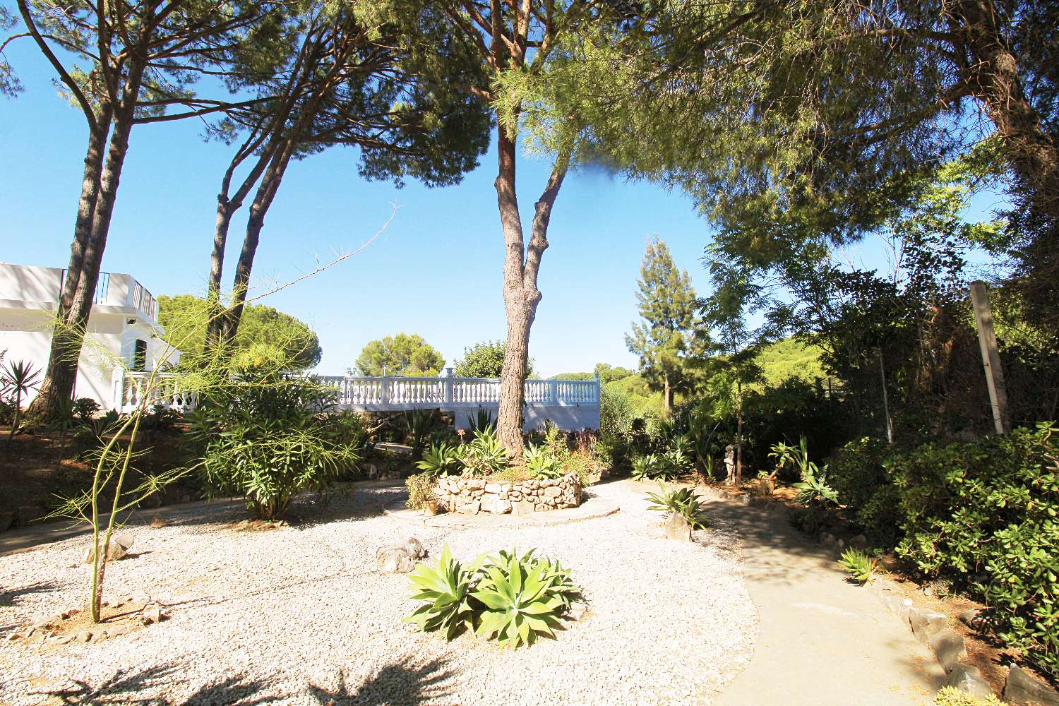 Villa independiente en una planta en Pinos de Alhaurin