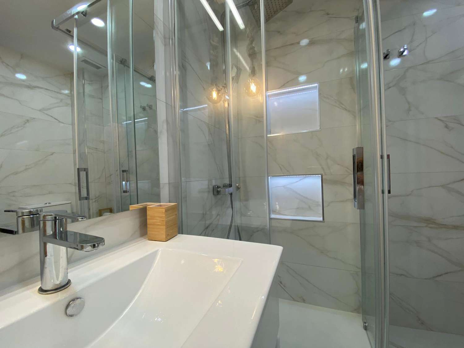 Traumhaft Renoviertes Haus mit Pool, Jacuzzi und Hochwertiger Ausstattung in Torrealquería