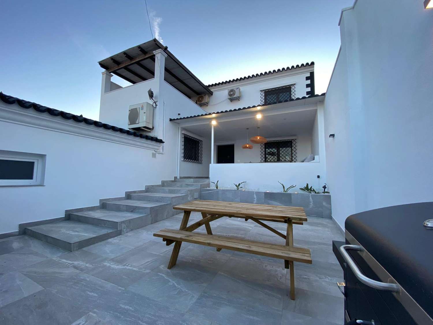 Traumhaft Renoviertes Haus mit Pool, Jacuzzi und Hochwertiger Ausstattung in Torrealquería