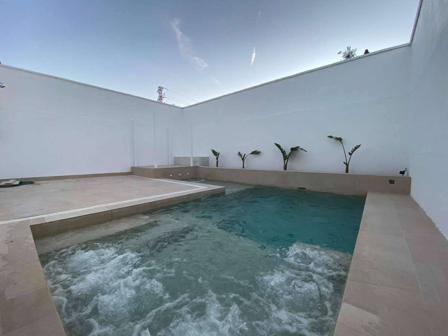 Traumhaft Renoviertes Haus mit Pool, Jacuzzi und Hochwertiger Ausstattung in Torrealquería