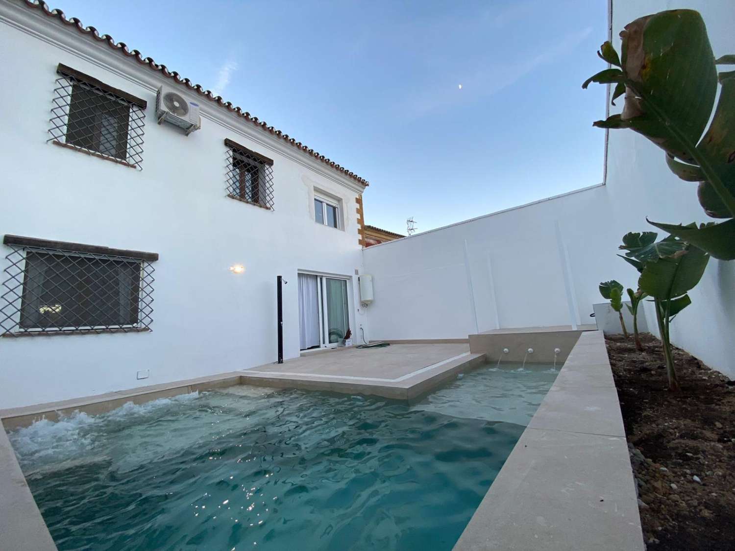 Traumhaft Renoviertes Haus mit Pool, Jacuzzi und Hochwertiger Ausstattung in Torrealquería