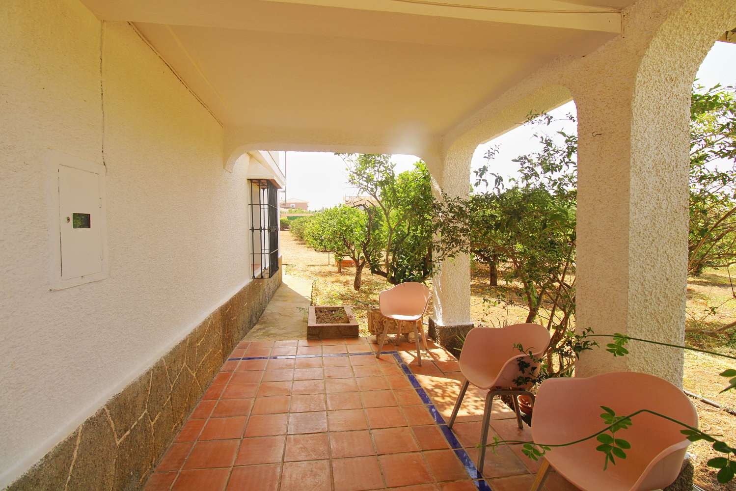 Encantadora Casa de Campo en Alquiler con Piscina y Amplia Parcela en Alhaurín el Grande