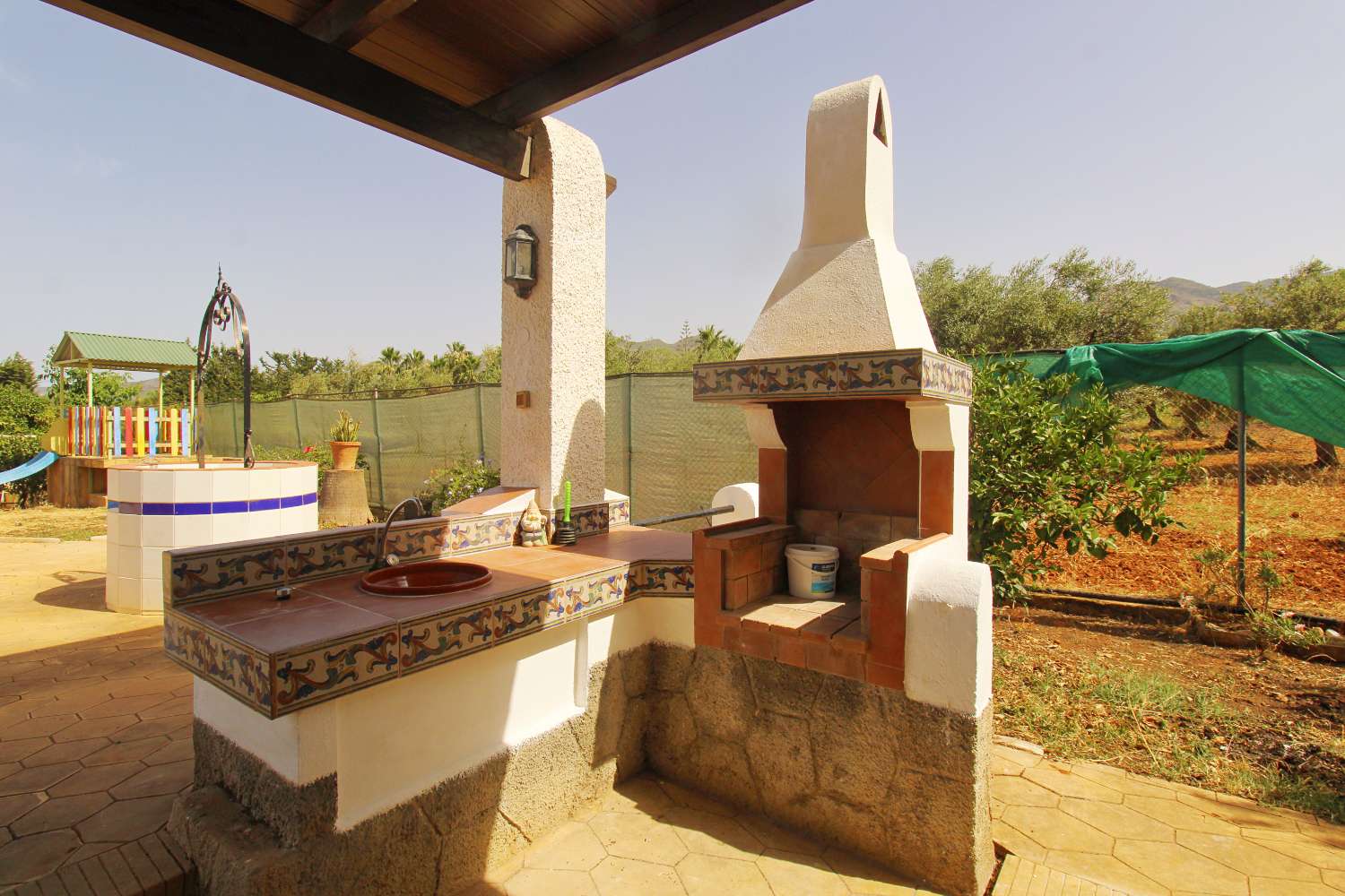 Encantadora Casa de Campo en Alquiler con Piscina y Amplia Parcela en Alhaurín el Grande