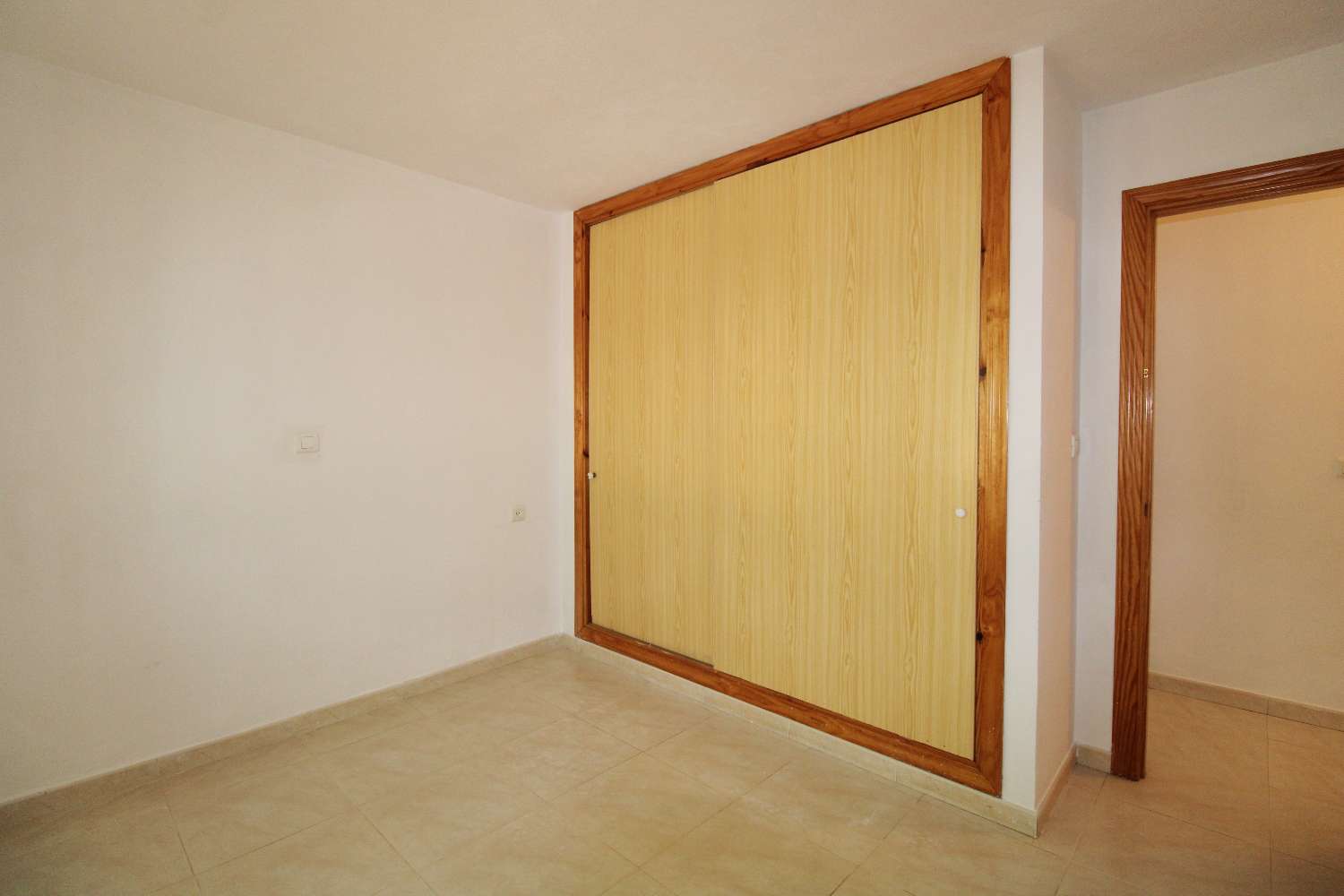 Encantadora Casa de Campo en Alquiler con Piscina y Amplia Parcela en Alhaurín el Grande
