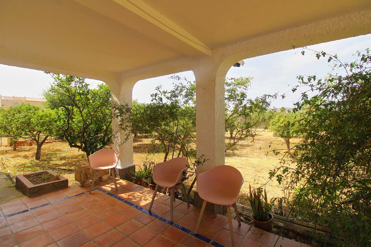 Encantadora Casa de Campo en Alquiler con Piscina y Amplia Parcela en Alhaurín el Grande