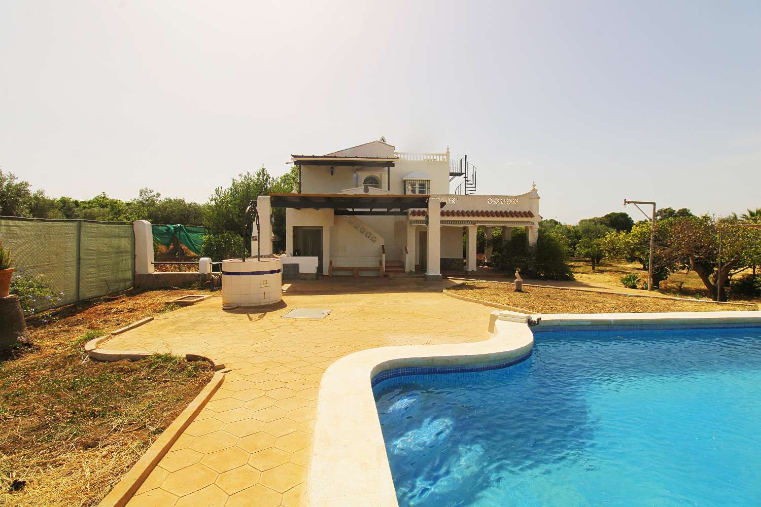 Encantadora Casa de Campo en Alquiler con Piscina y Amplia Parcela en Alhaurín el Grande