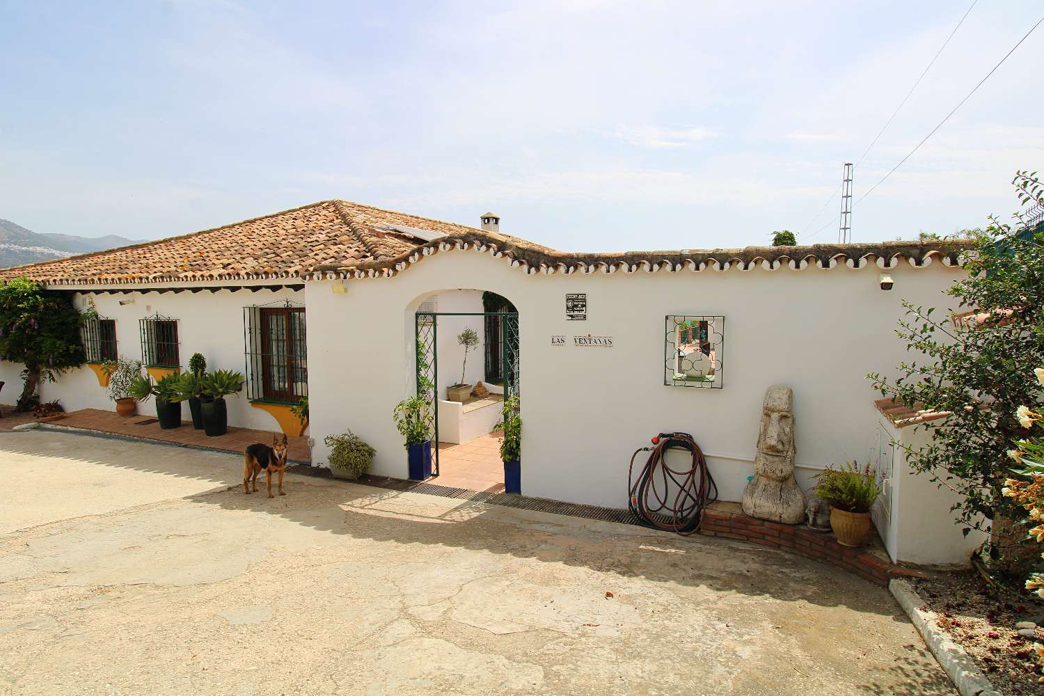 Exklusive Villa mit Über 6.300 m² Grundstück, Meerblick und Absoluter Privatsphäre in Mijas Golf