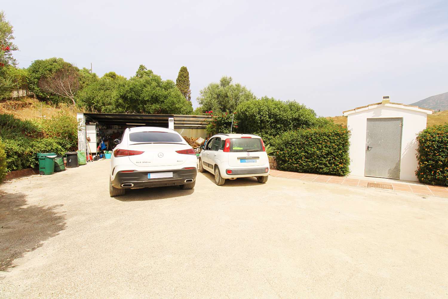 Exklusive Villa mit Über 6.300 m² Grundstück, Meerblick und Absoluter Privatsphäre in Mijas Golf