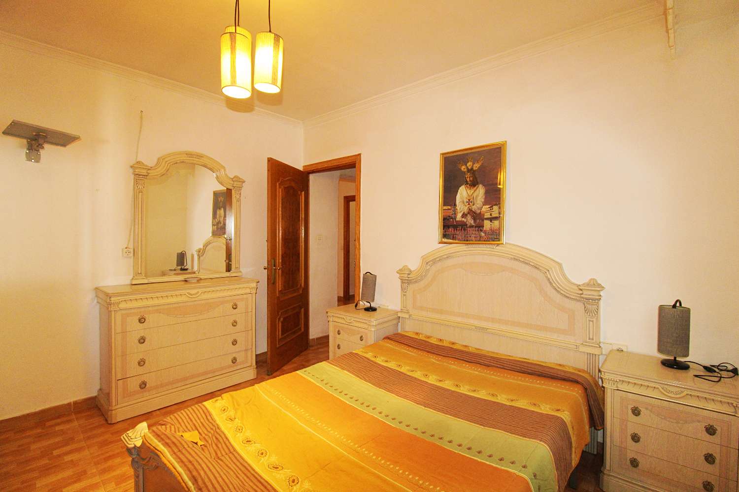 Amplio Apartamento en Planta Baja con Gran Patio en la Barriada El Peñón, Alhaurín de la Torre