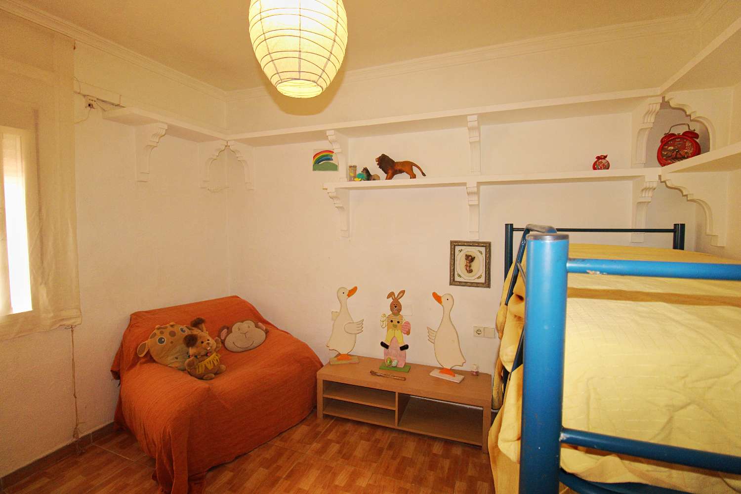 Amplio Apartamento en Planta Baja con Gran Patio en la Barriada El Peñón, Alhaurín de la Torre