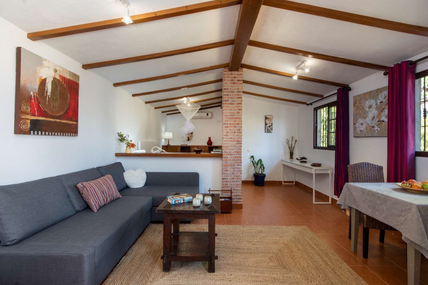 Exclusiva Finca de Ensueño en La Alquería – Privacidad, Vistas Panorámicas y Dos Viviendas en una Parcela de 10.000 m²