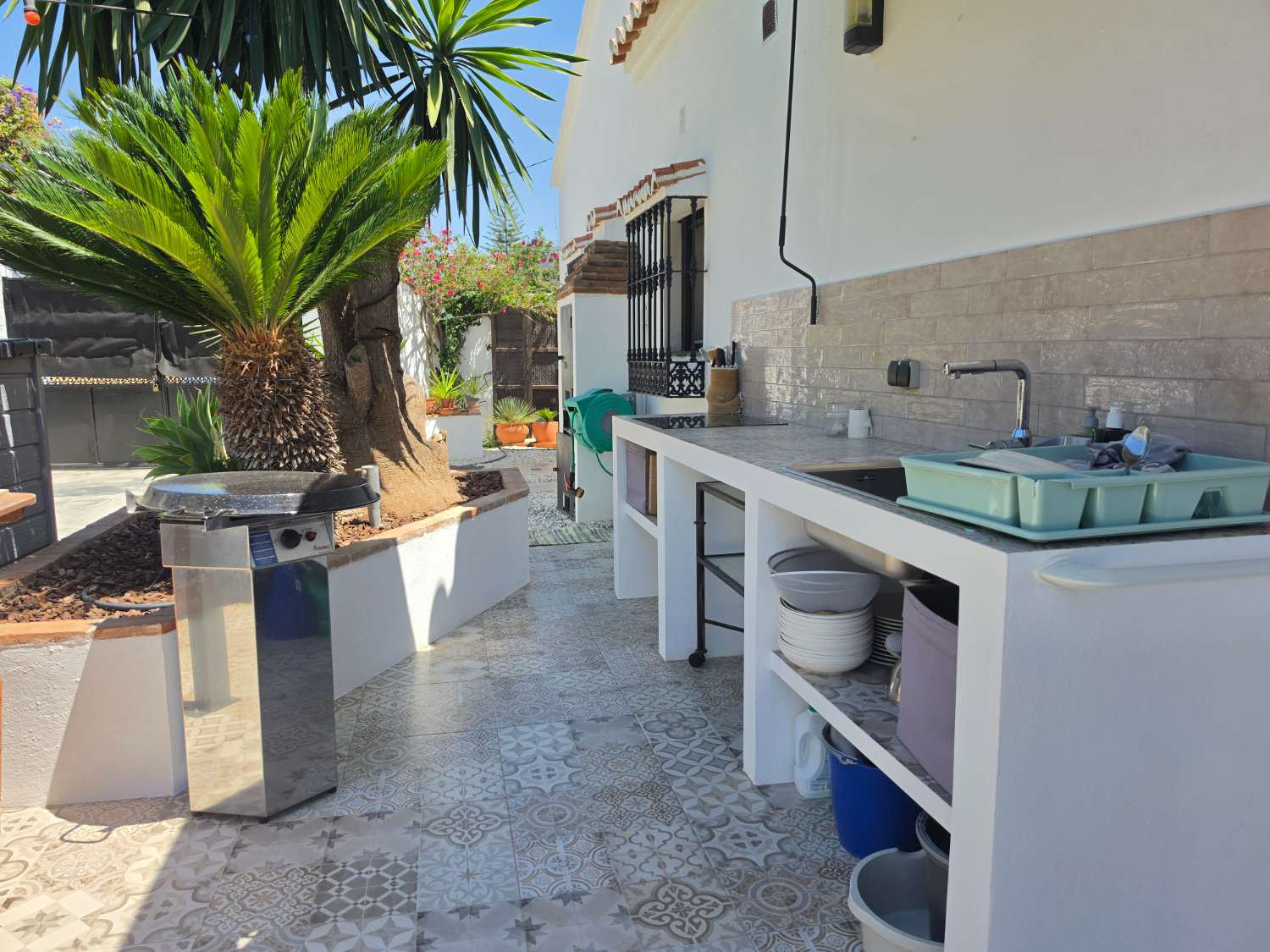 Exclusiva Villa de Diseño con Apartamento de Invitados, Piscina y Jacuzzi en El Lagar de las Pitas, Alhaurín de la Torre