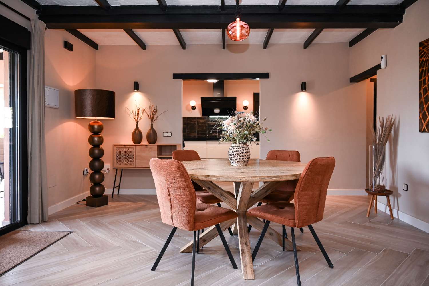 Exclusiva Villa de Diseño con Apartamento de Invitados, Piscina y Jacuzzi en El Lagar de las Pitas, Alhaurín de la Torre