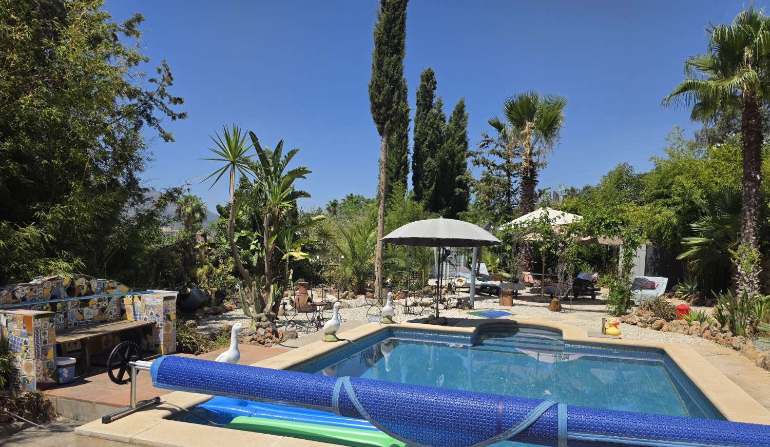 Exclusiva Villa de Diseño con Apartamento de Invitados, Piscina y Jacuzzi en El Lagar de las Pitas, Alhaurín de la Torre
