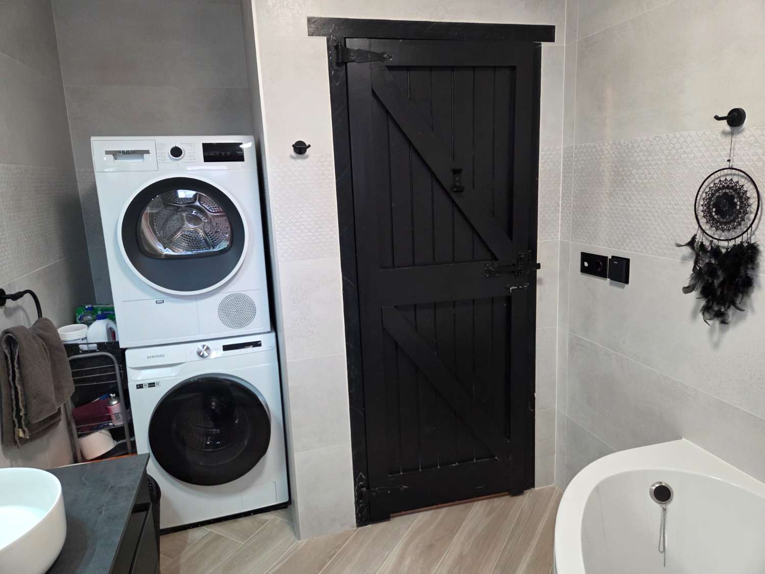 Exclusiva Villa de Diseño con Apartamento de Invitados, Piscina y Jacuzzi en El Lagar de las Pitas, Alhaurín de la Torre