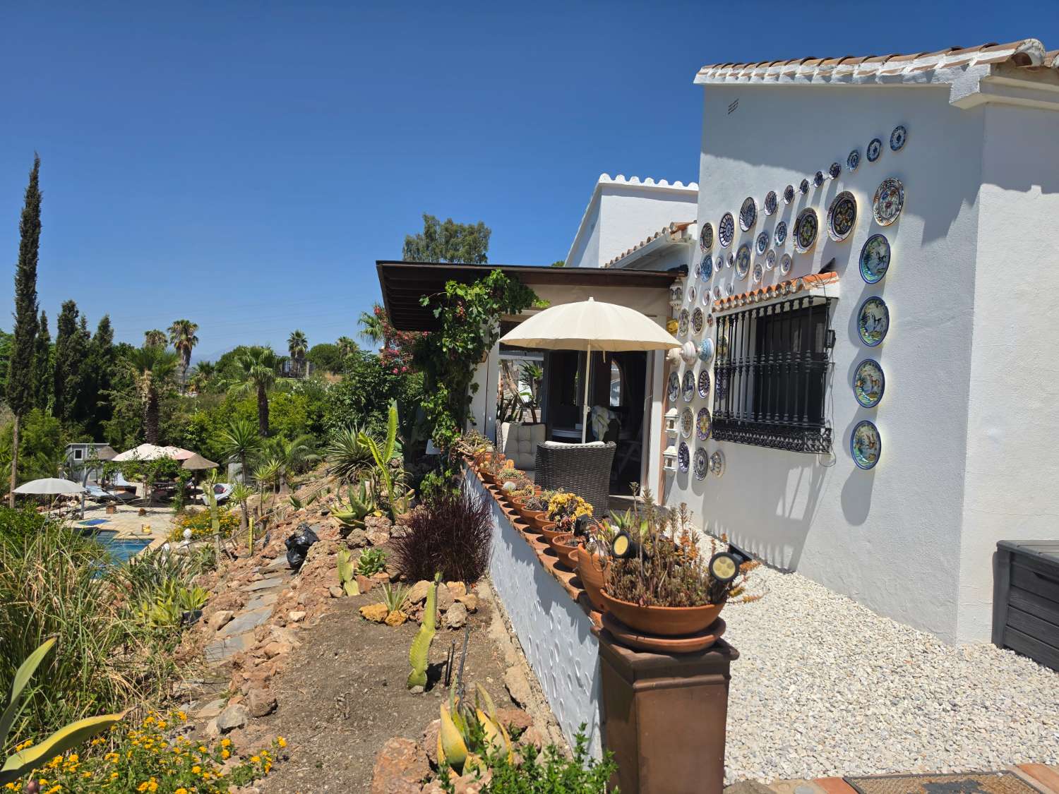 Exclusiva Villa de Diseño con Apartamento de Invitados, Piscina y Jacuzzi en El Lagar de las Pitas, Alhaurín de la Torre