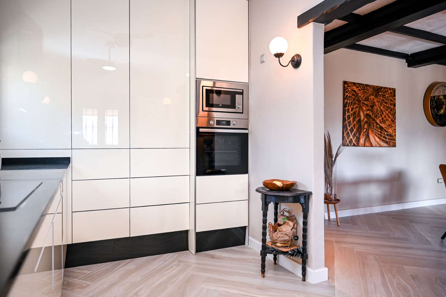 Exclusiva Villa de Diseño con Apartamento de Invitados, Piscina y Jacuzzi en El Lagar de las Pitas, Alhaurín de la Torre