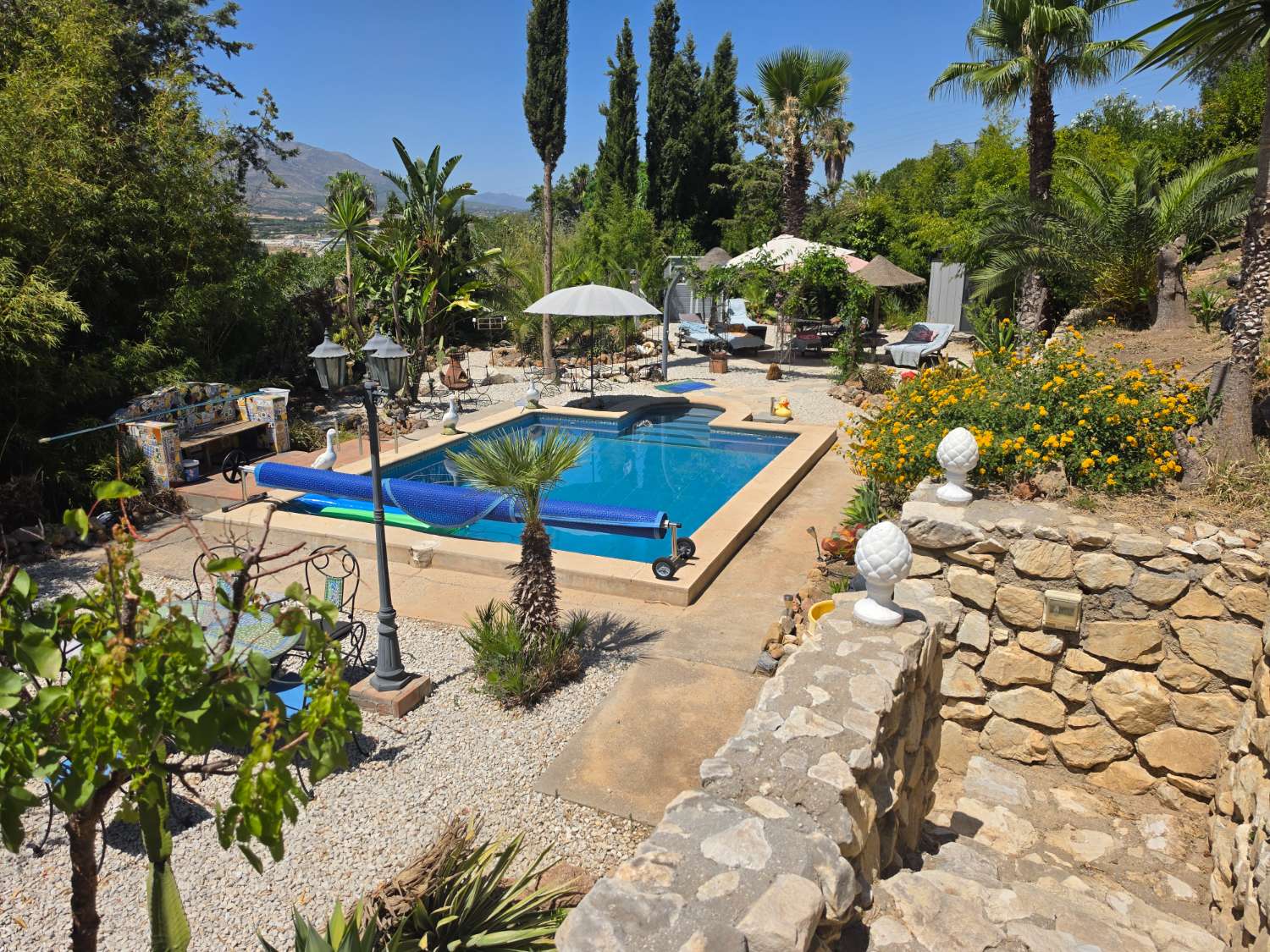 Exclusiva Villa de Diseño con Apartamento de Invitados, Piscina y Jacuzzi en El Lagar de las Pitas, Alhaurín de la Torre